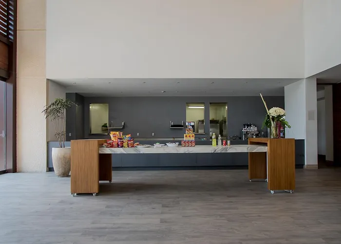 Hotel Miyana *